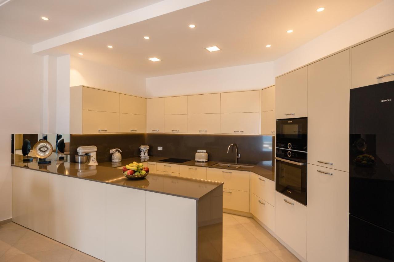 Santorini Grand Luxury Villas Имеровигли Екстериор снимка